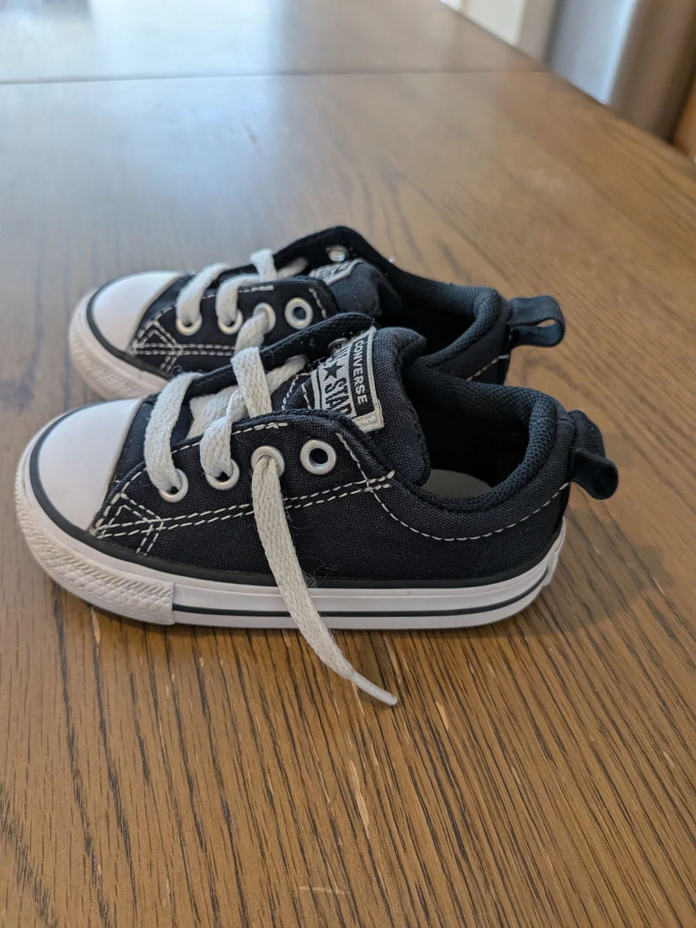 Converse Toddler Street Ox Low Top Sneakers - Sz. 5